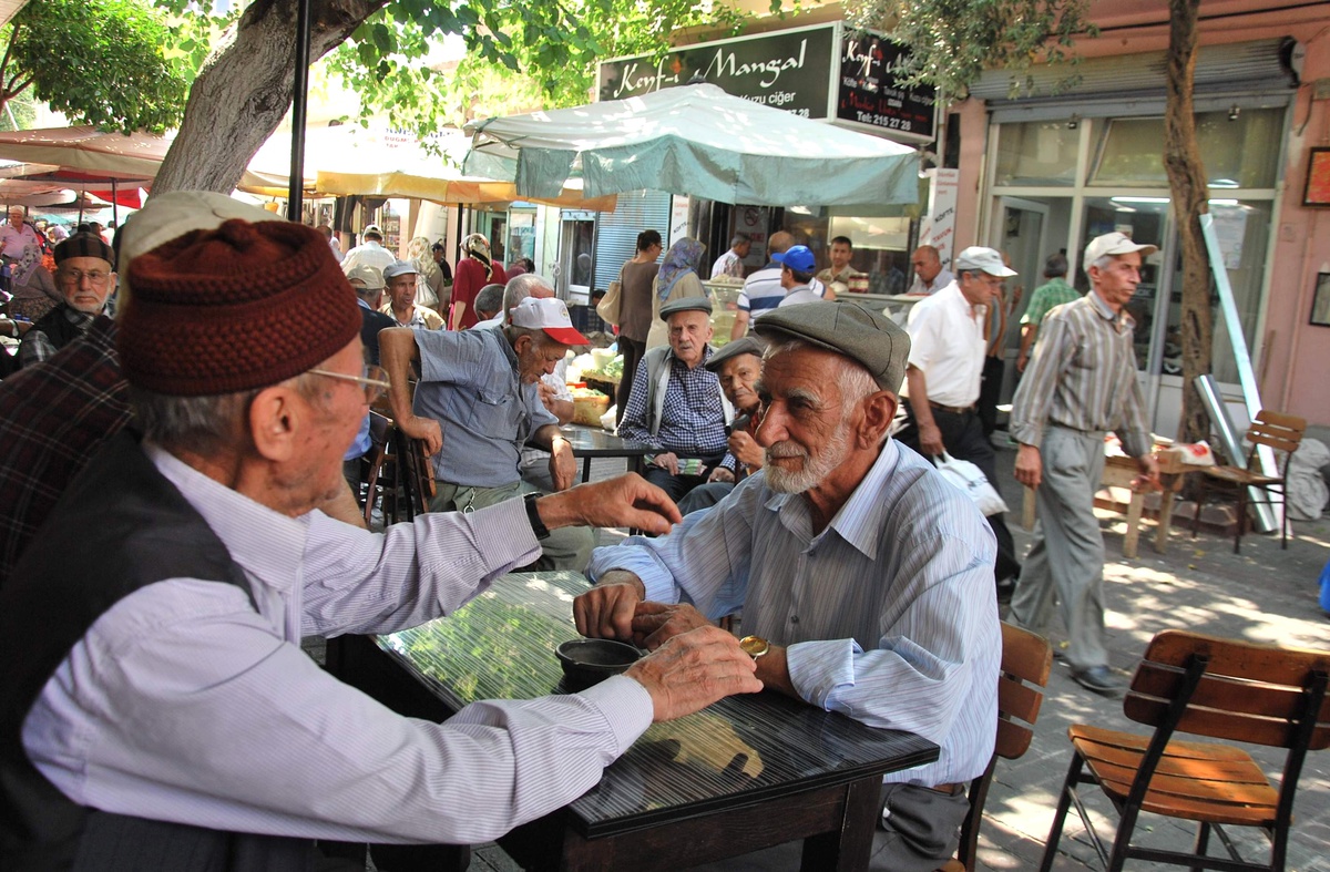 Aydın\'ın Tek Muhabbet Kıraathanesi