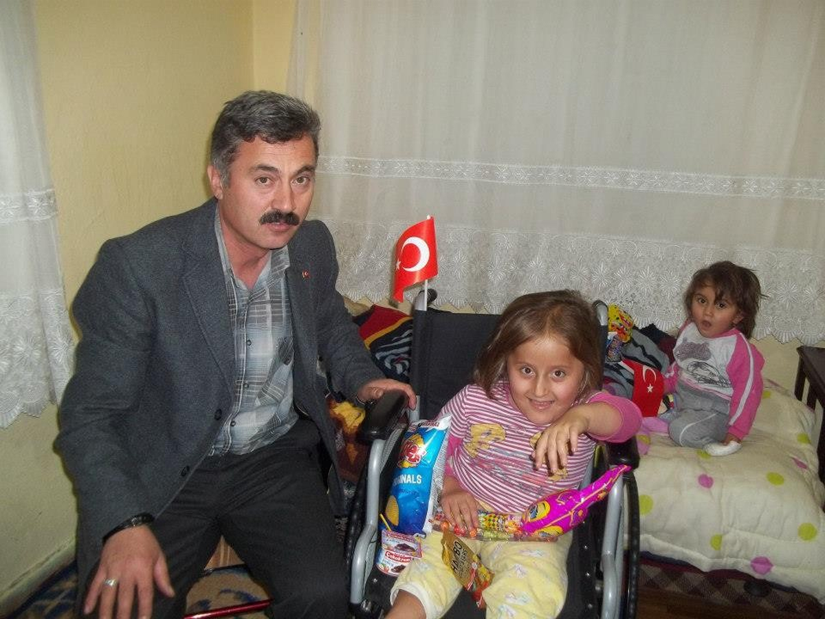 Başkan Suna\'dan Engellilere Ziyaret