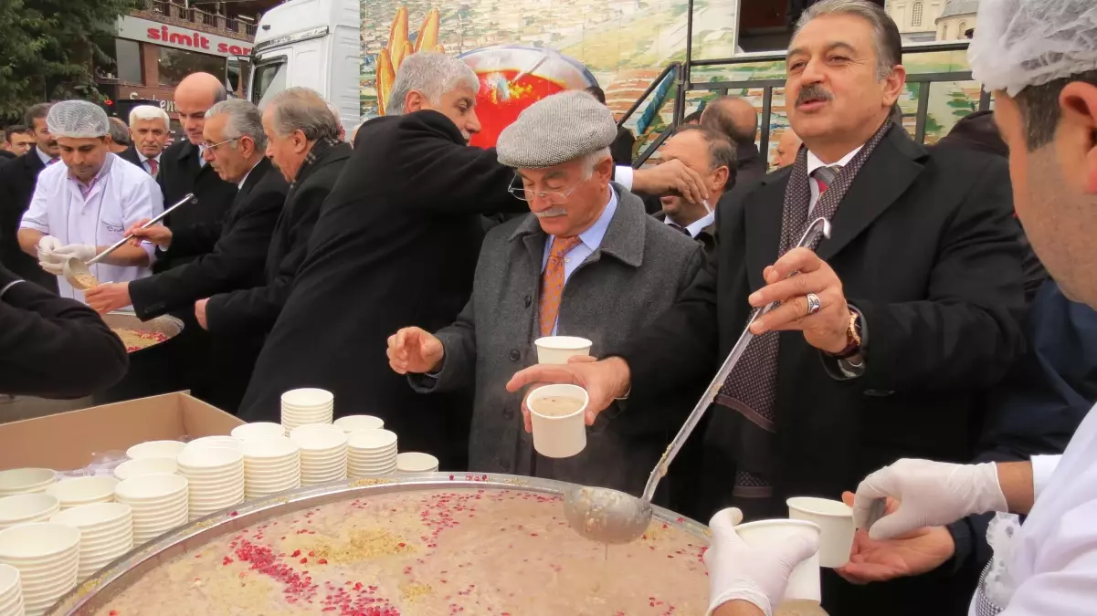 Belediyenin Aşevi Tır\'ı Hizmete Girdi