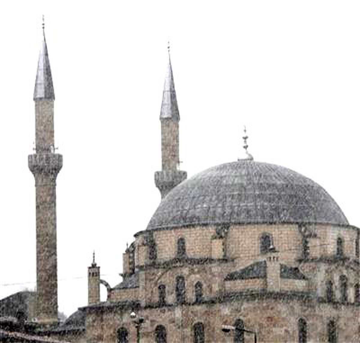 Bolu\'da Şehir Merkezi Beyaza Büründü
