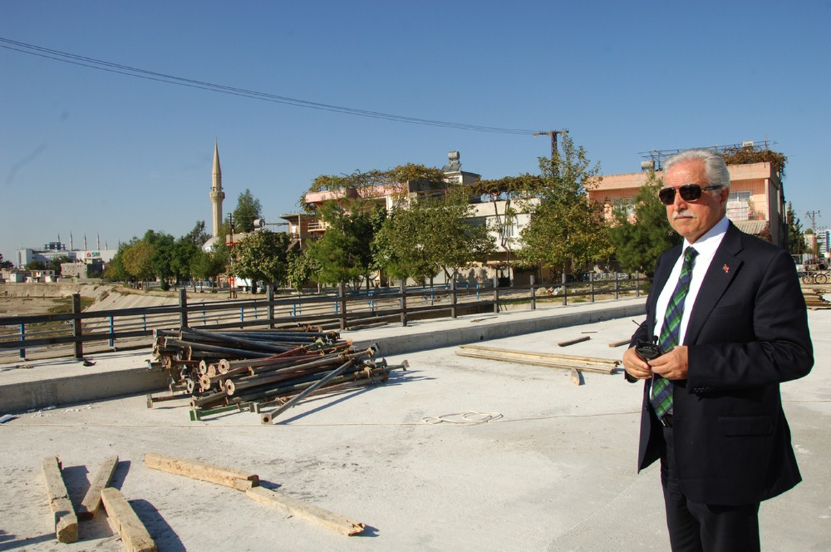 Büyükşehir\'den Yüreğir\'e Hizmet