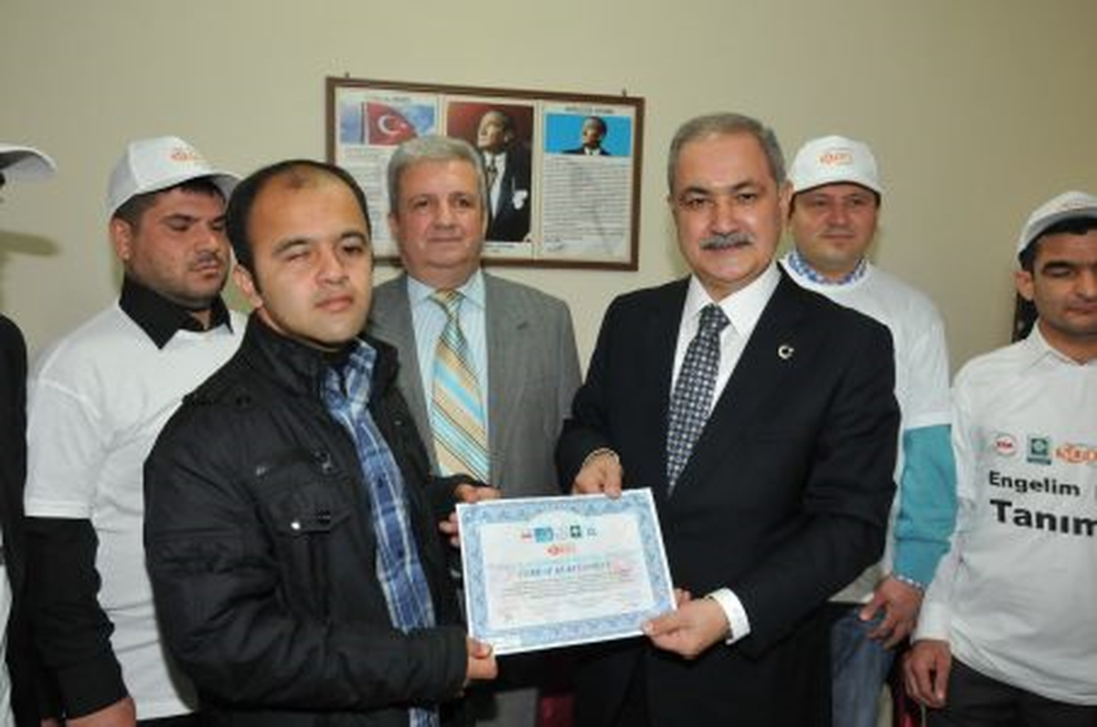 "Görme Engelliler Bilgisayar Eğitimi"