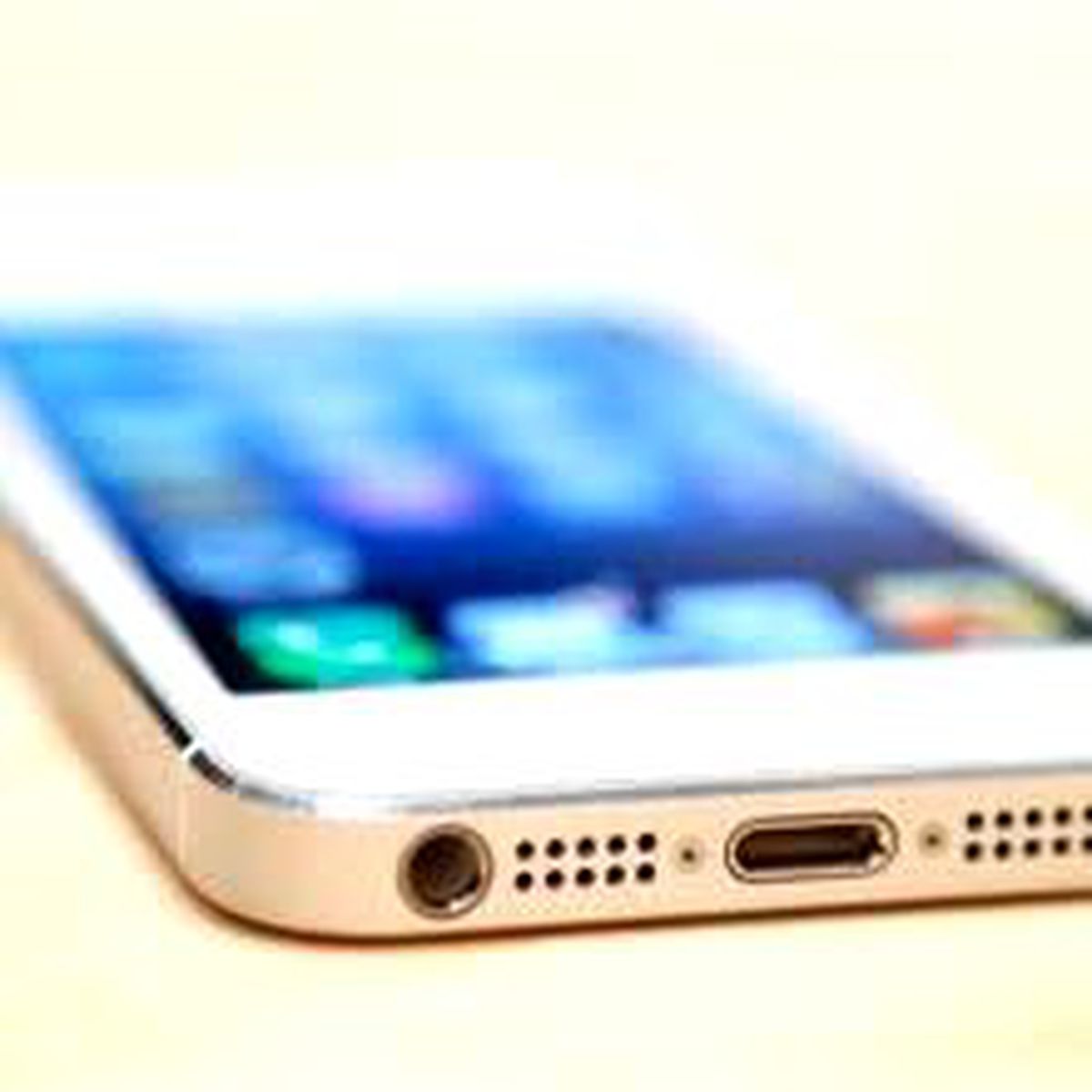 iPhone 5\'in Türkiye tarihi!