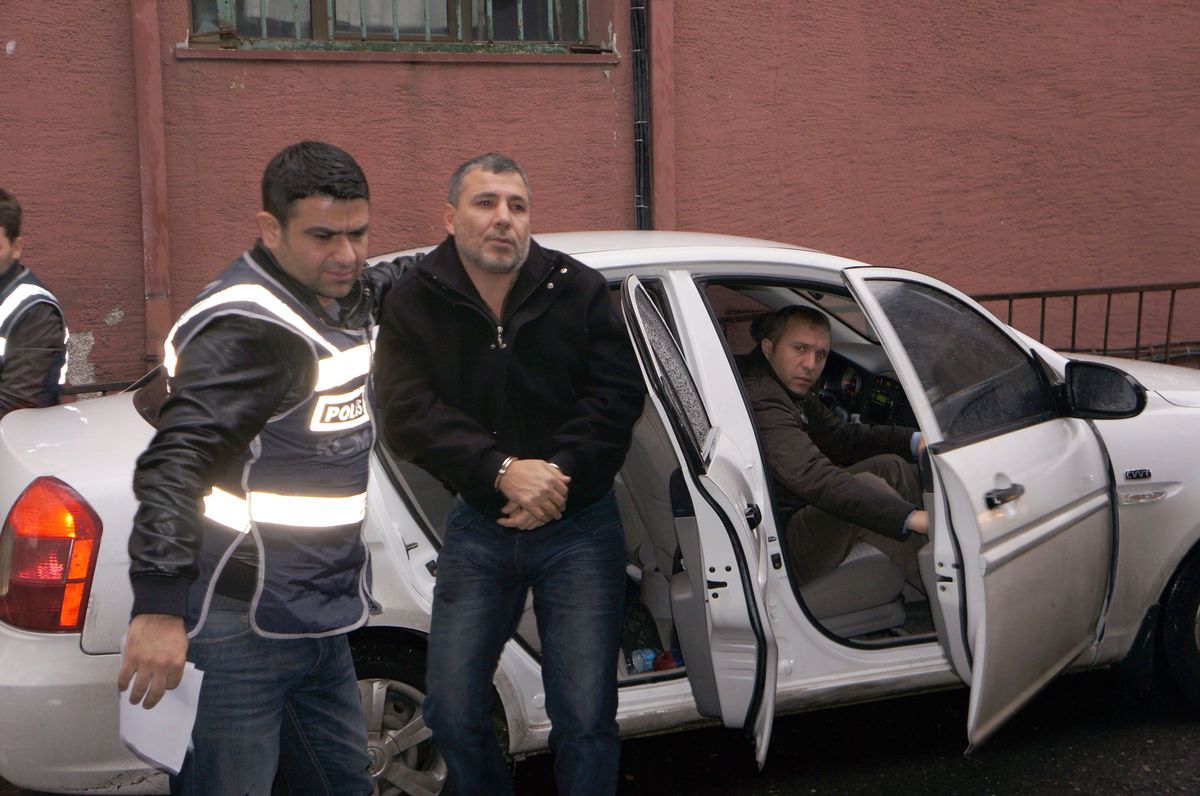 İstanbul\'da Organize Suç Örgütü Operasyonu