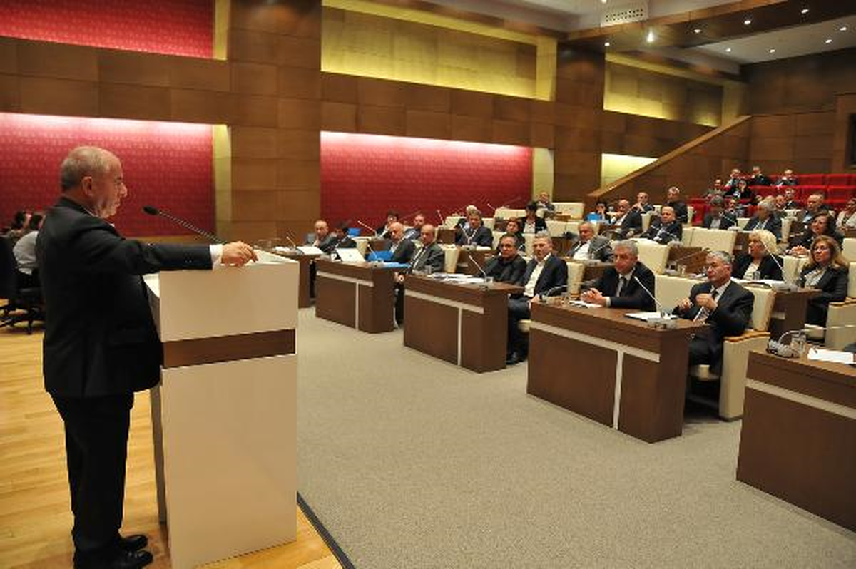 Kadıköy Belediye Başkanı Selami Öztürk, "Göztepe Parkı\'na Cami Tartışmaları" İçin Konuştu