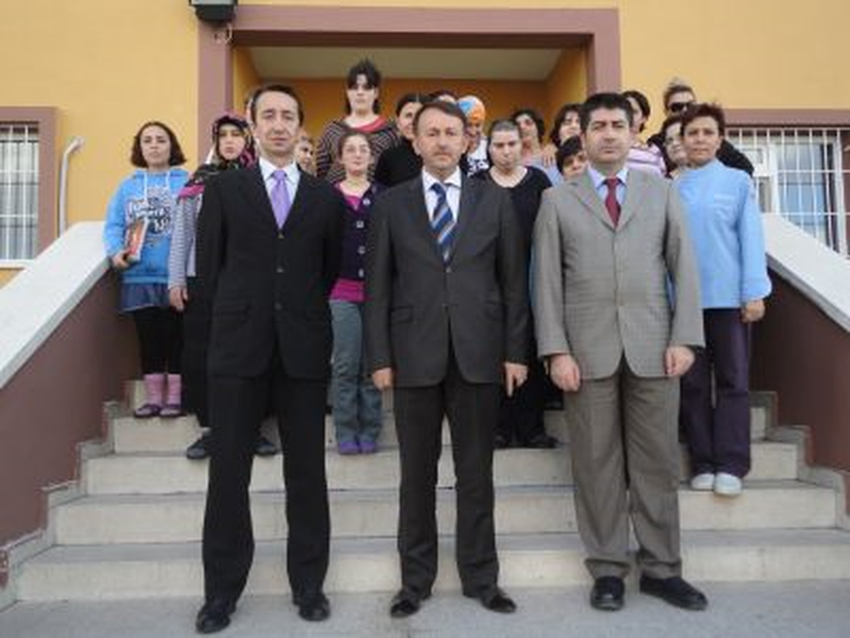 Karabalık\'tan Engelliler Günü Ziyareti