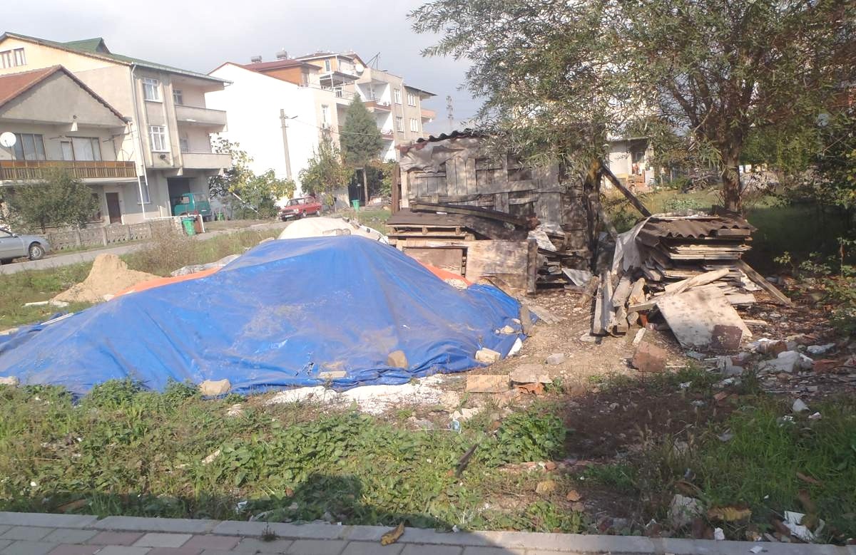 Kartepe Zabıtası Kötü Görüntüye Geçit Vermiyor