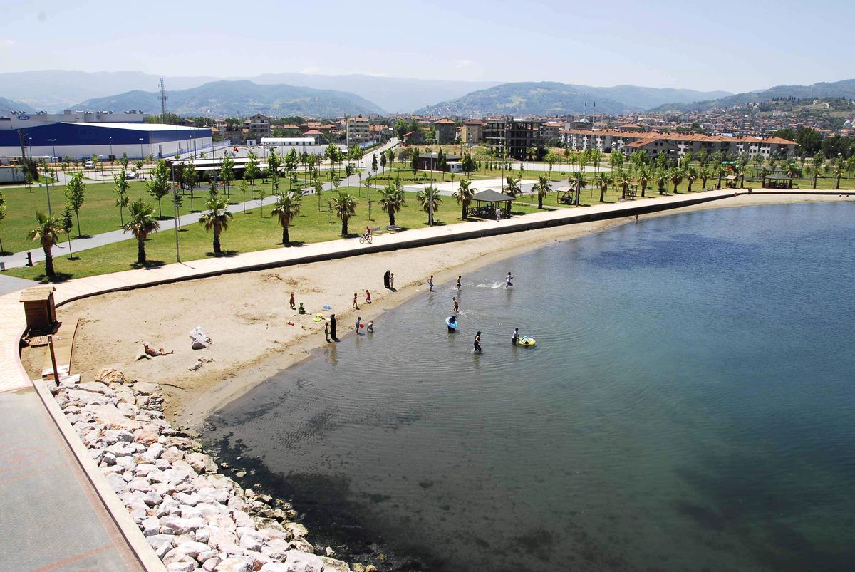 Kocaeli\'de Plaj Bolluğu