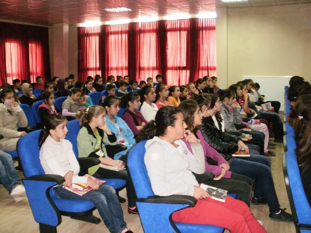 Küre\'de \'Hızlı Okuma ve Anlama\' Semineri
