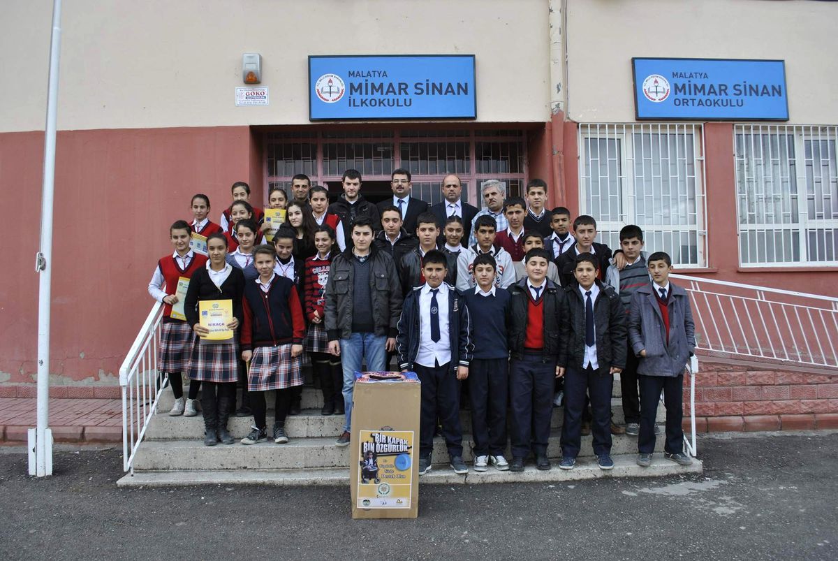 \'Mavi Kapak\' Kampanyasına Destek
