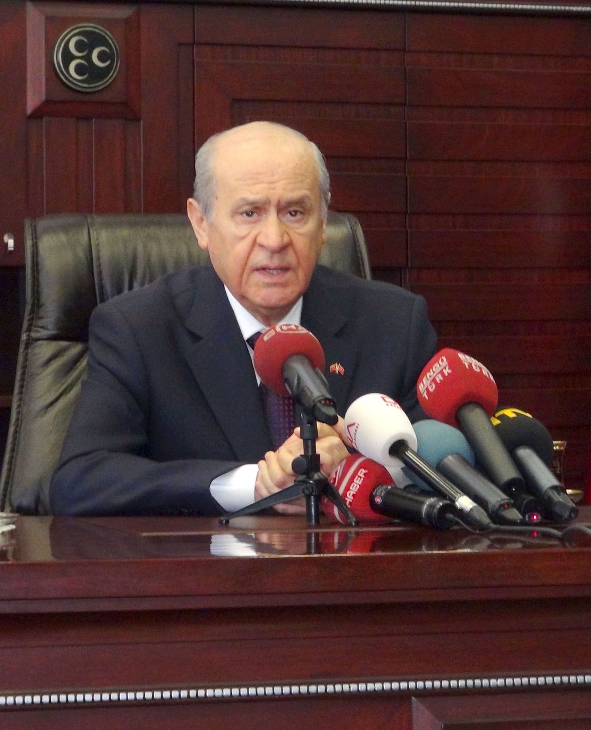 MHP Lideri Bahçeli: "Bugüne Kadar Kimlerle Görüştüğünü Açıklasın"