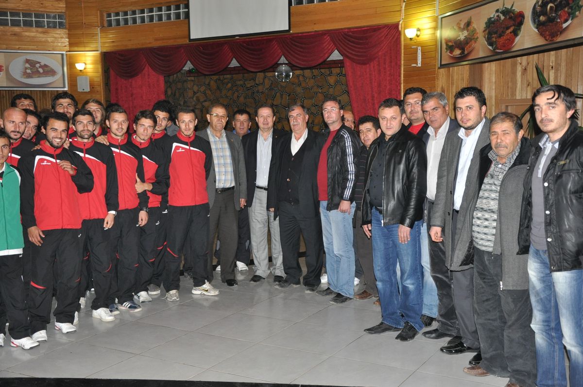 Sandıklıspor da Birlik Beraberlik Yemegi