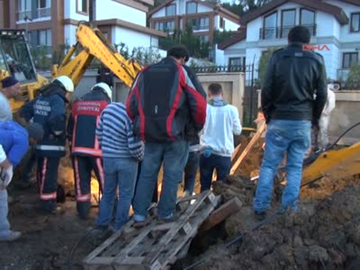 Sarıyer\'de Göçük.1 İşçi Yaralı Kamera.