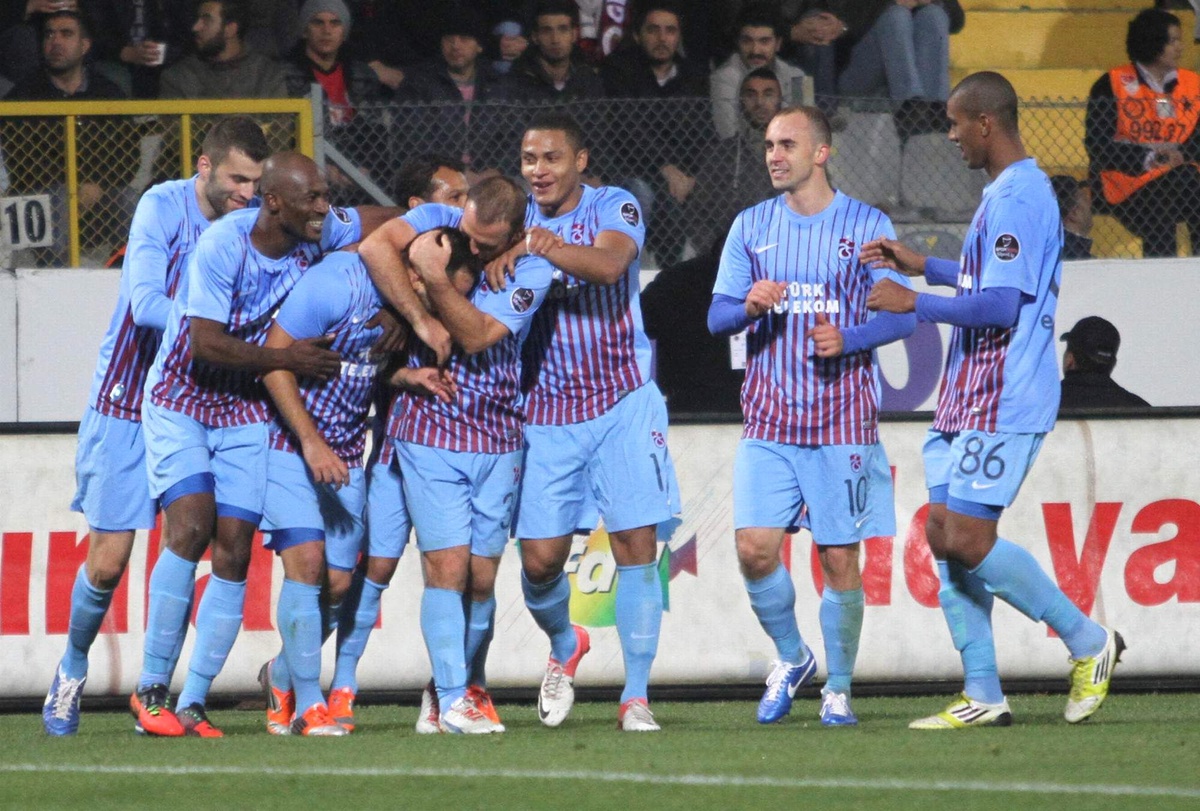Trabzonspor En Az Gol Yiyen Takım Olma Unvanını Koruyor