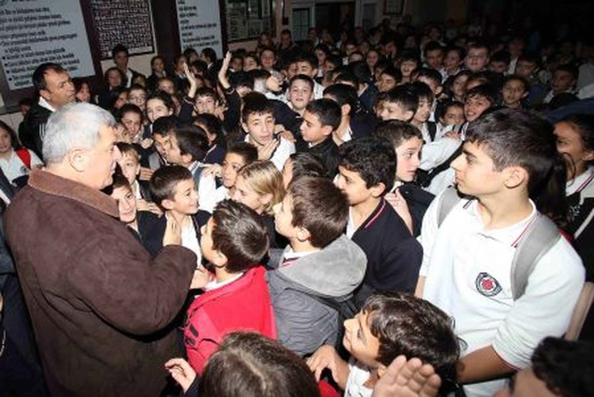 50. Yıl Ortaokulu\'nda \'\'Başkan Amca\'\' Heyecanı