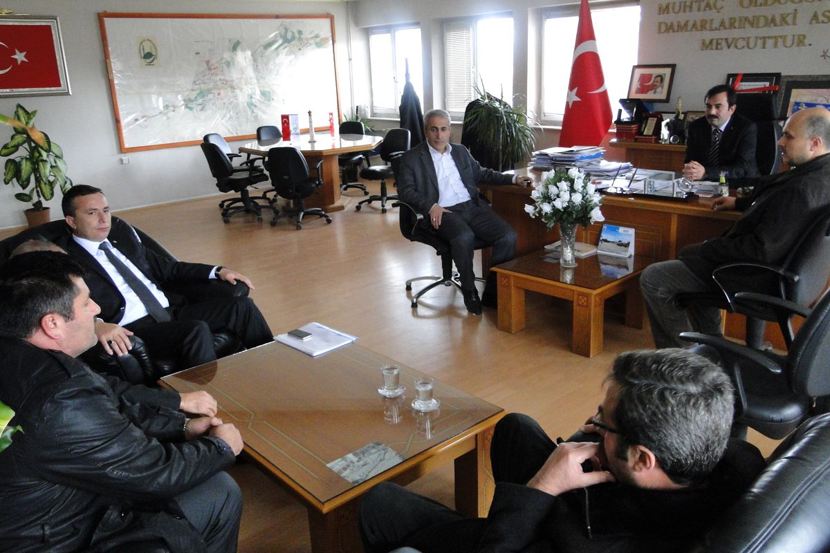 AK Parti Çorum İl Başkanı Ceylan\'dan Başkan Uzunkaya\'ya Ziyaret