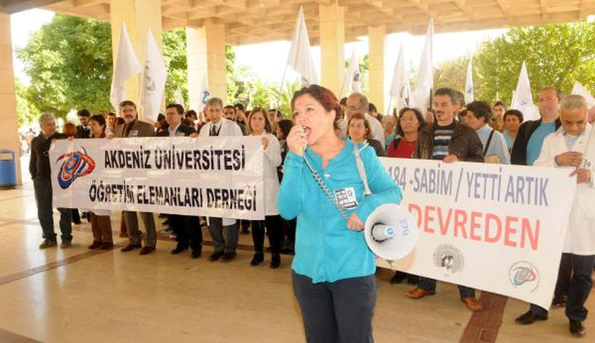 \'Alo 184- Sabim\' Antalya\'da Protesto Edildi