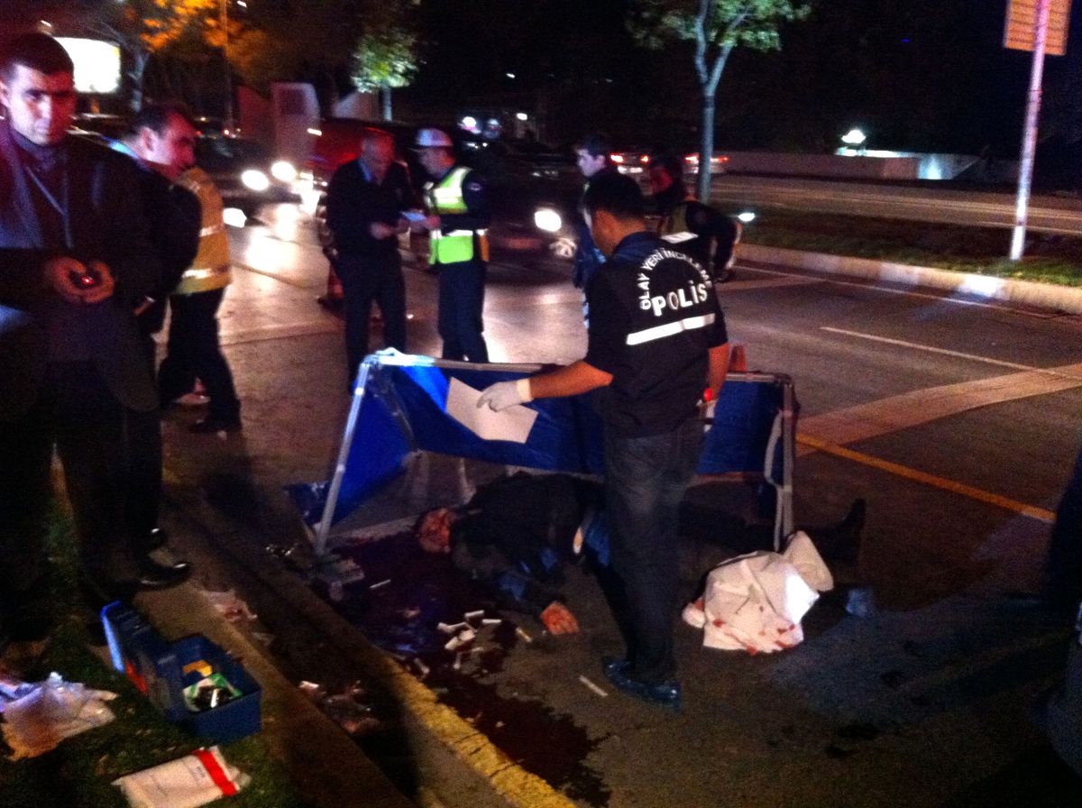 Bakırköy'de Trafik Kazası: 1 Ölü, 1 Yaralı