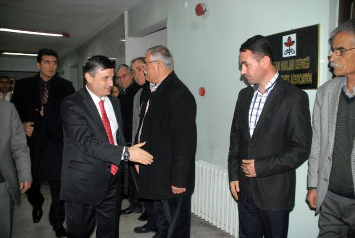 Batman Valisi Arslan, İHD Şubesini Ziyaret Etti