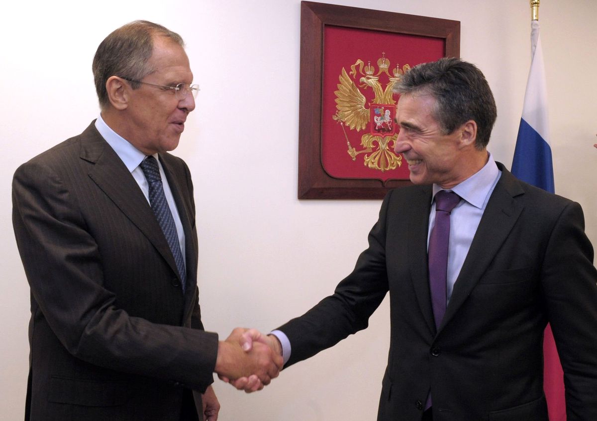 Rasmussen, Patriotlar Konusunda Lavrov\'a Güvence Verdi