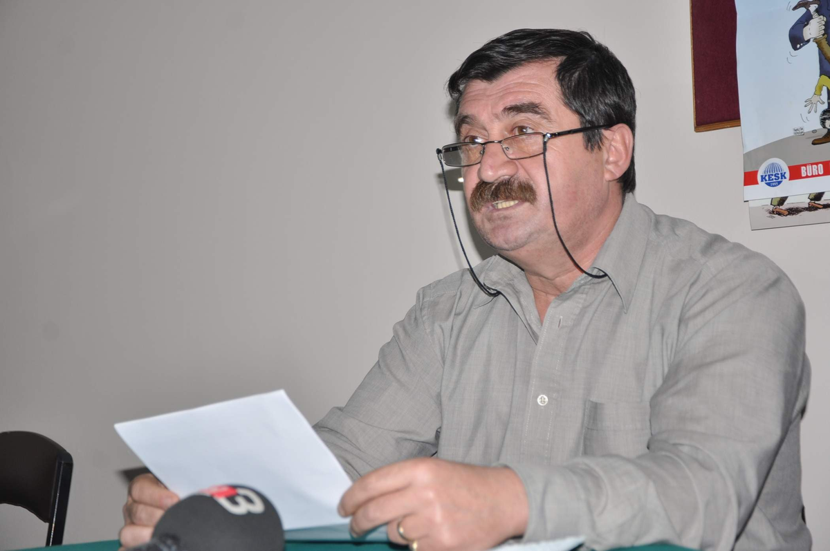 Eğitim-Sen\'den Serbest Kıyafet Yönetmeliğine Tepki