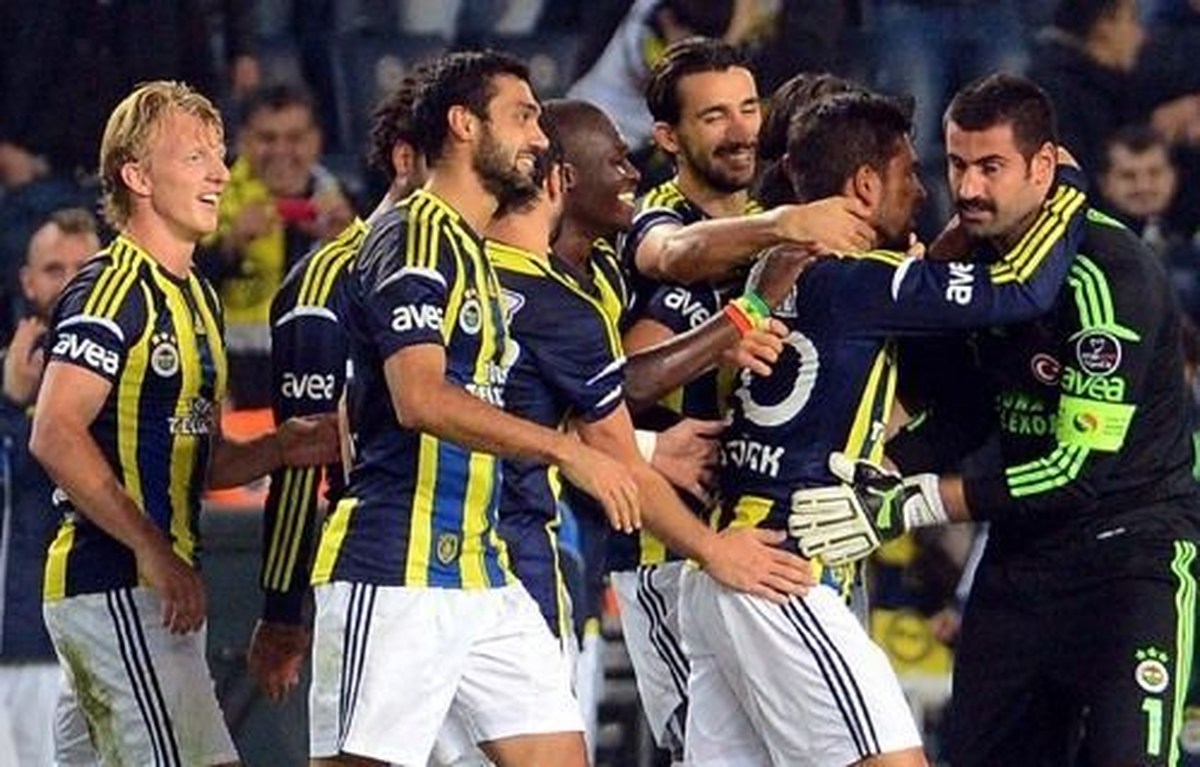 Fenerbahçe, İstanbul\'da İlk Peşinde