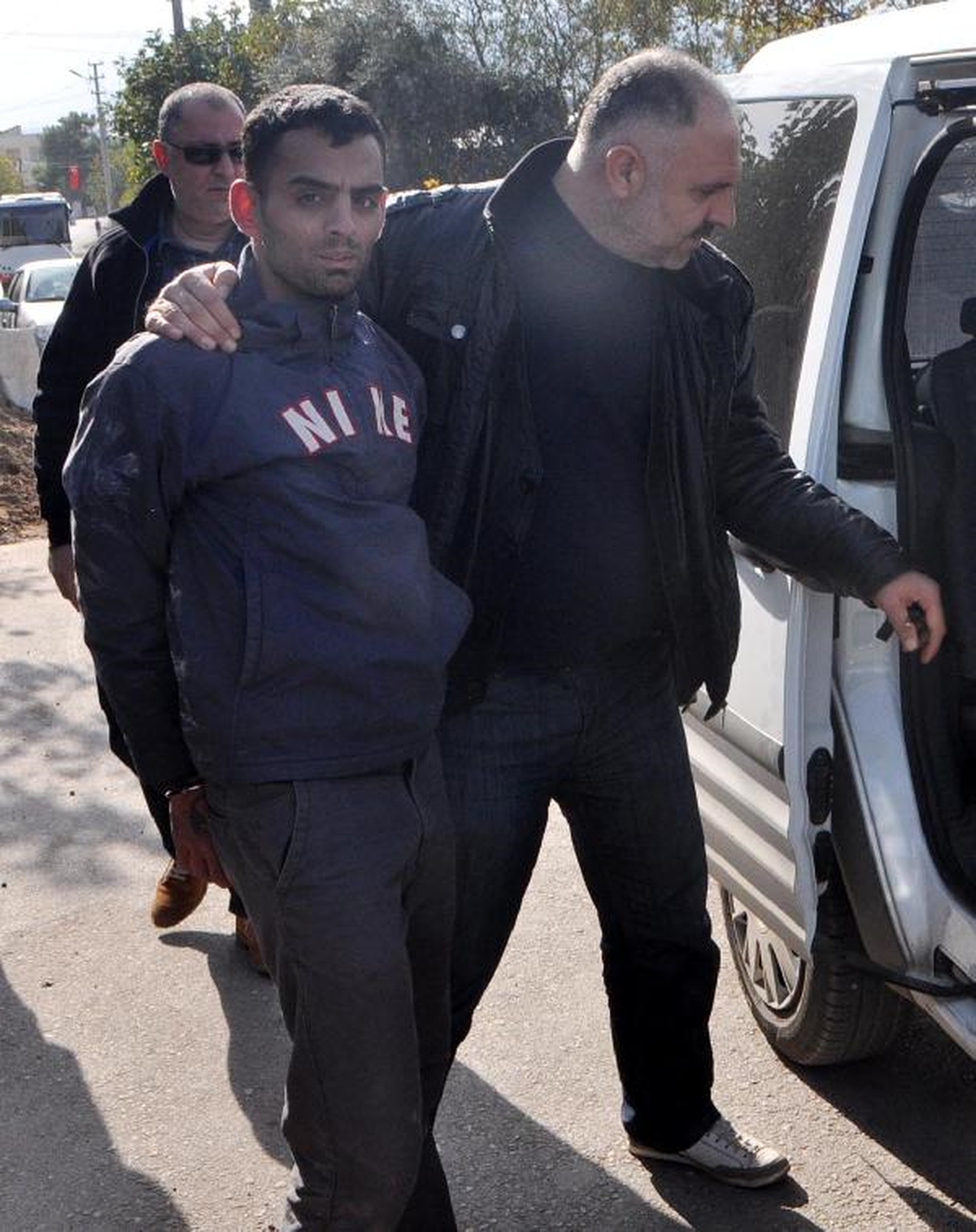 Firar Eden Mahkum 15 Dakika Sonra Yakalandı