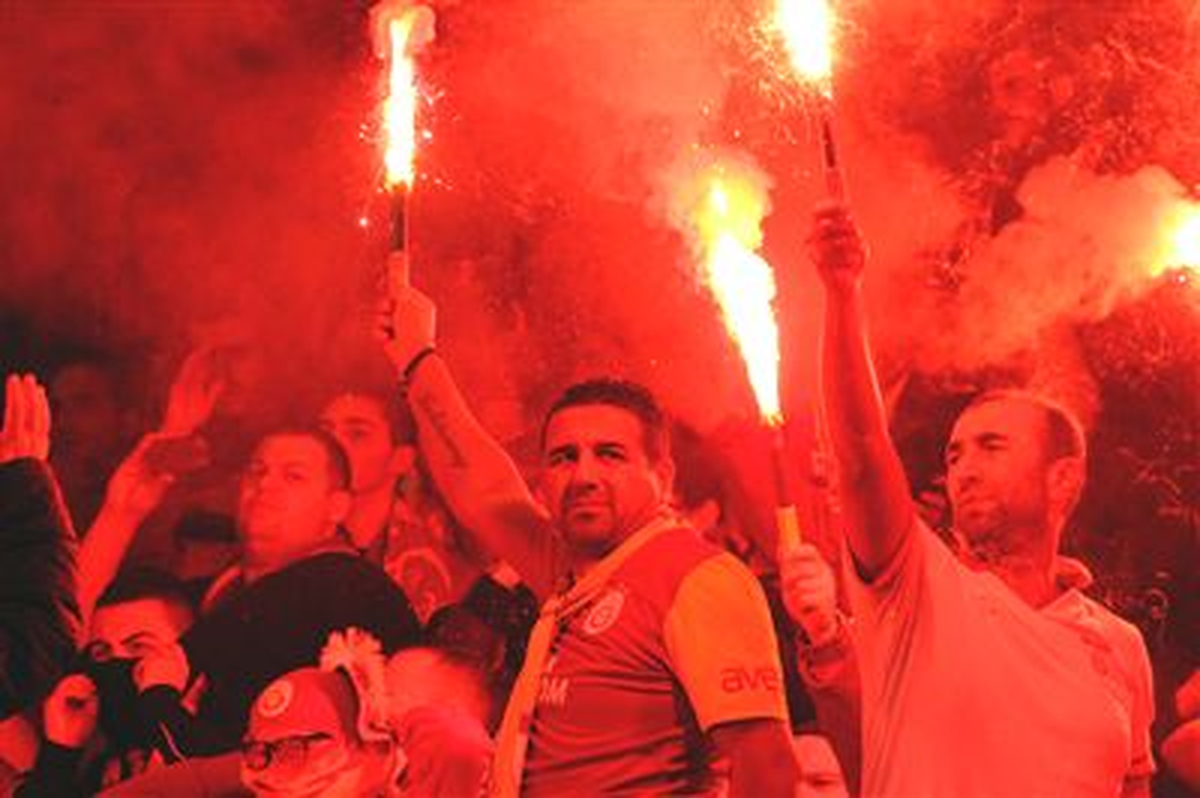 Galatasaray Taraftarları Stada Geldi