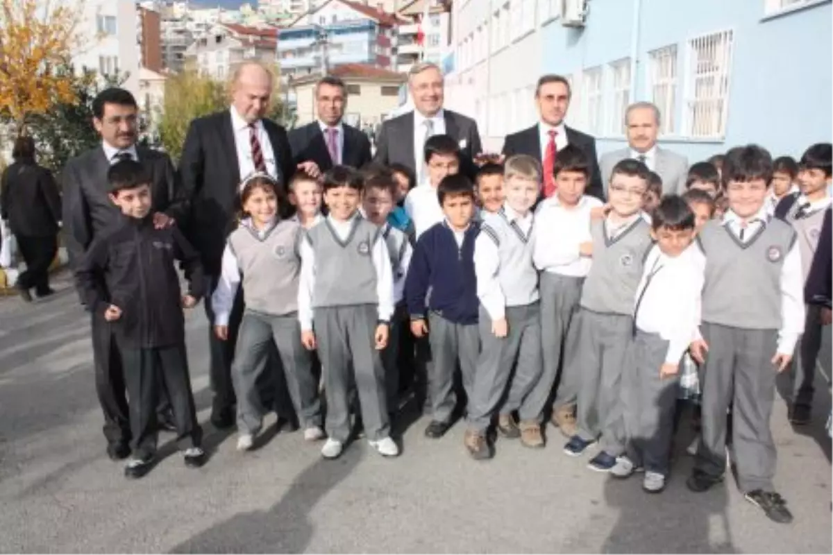 Gemlik Cumhuriyet İlköğretim Okulu Yeniden Yapılacak