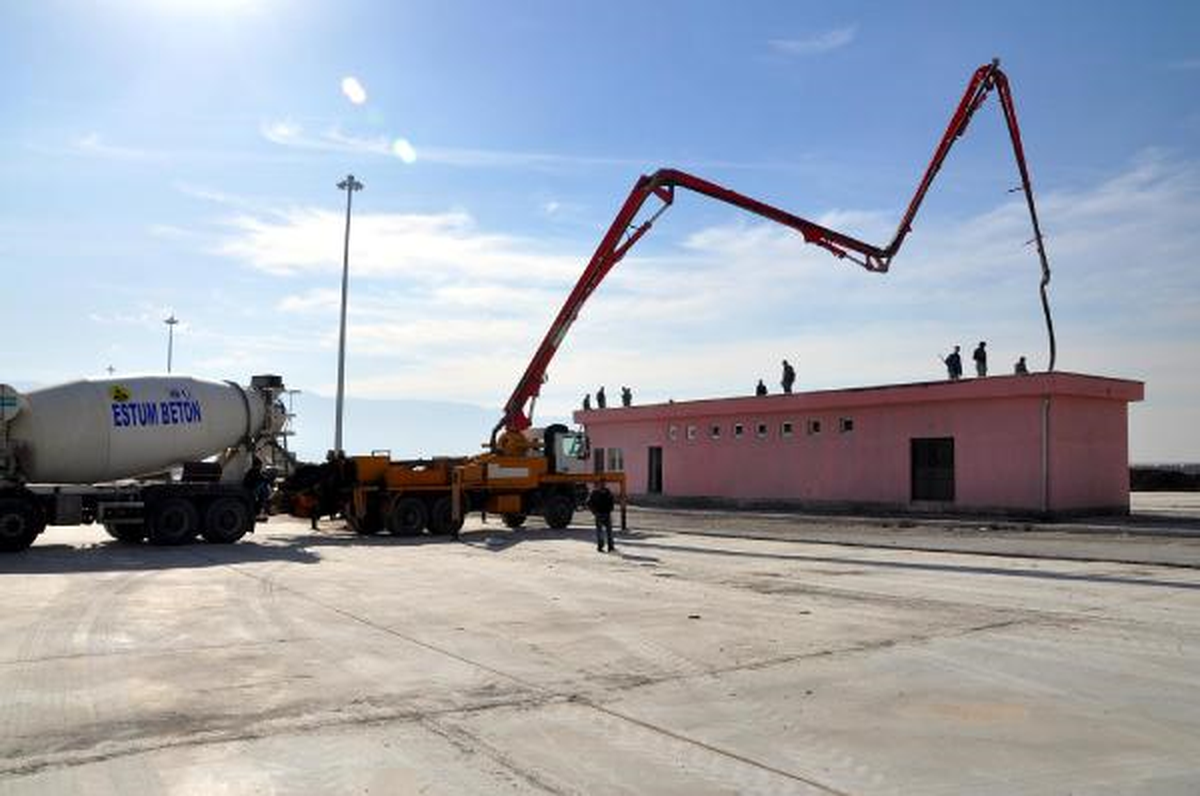 Habur Sınır Kapısı\'ndaki Araç Kuyrukları Bitiyor