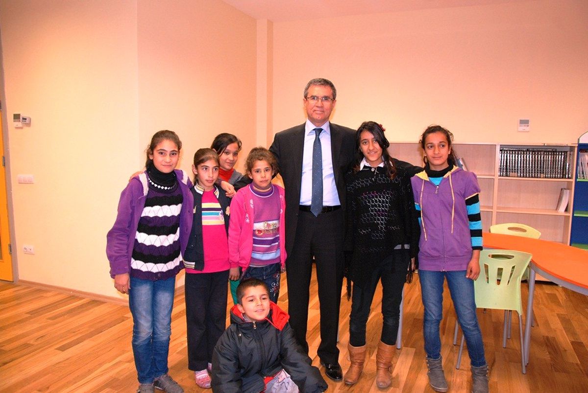 İl Milli Eğitim Müdürü Pala, TEGV\'de Gönüllülük Yaptı