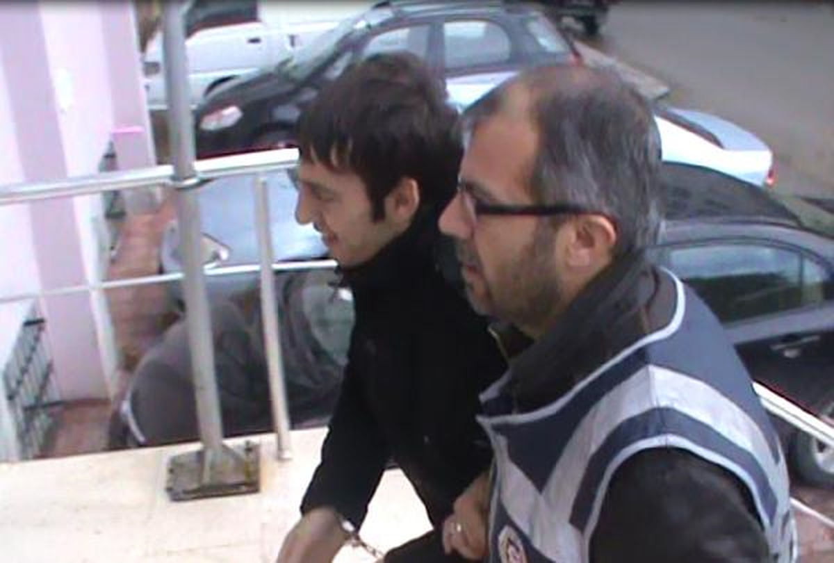 İstanbul\'dan Getirdiği Uyuşturucuları Adapazarı\'nda Satamadan Yakalandı