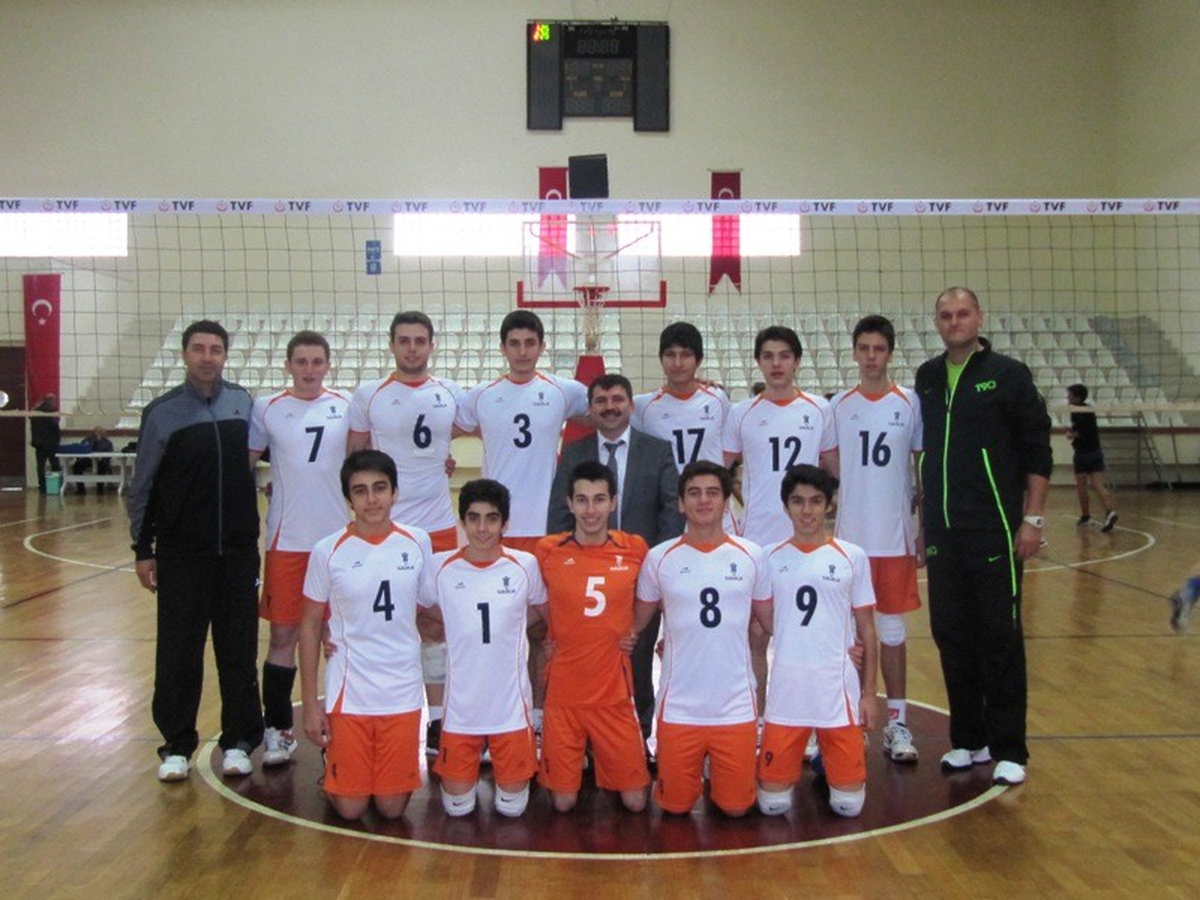 İzmir Liseler Arası Voleybol Turnuvası Başladı