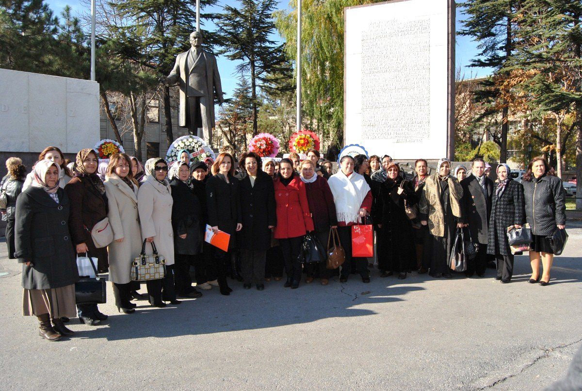 Kadına Seçme ve Seçilme Hakkının Verilişinin 78. Yılı Kutlandı