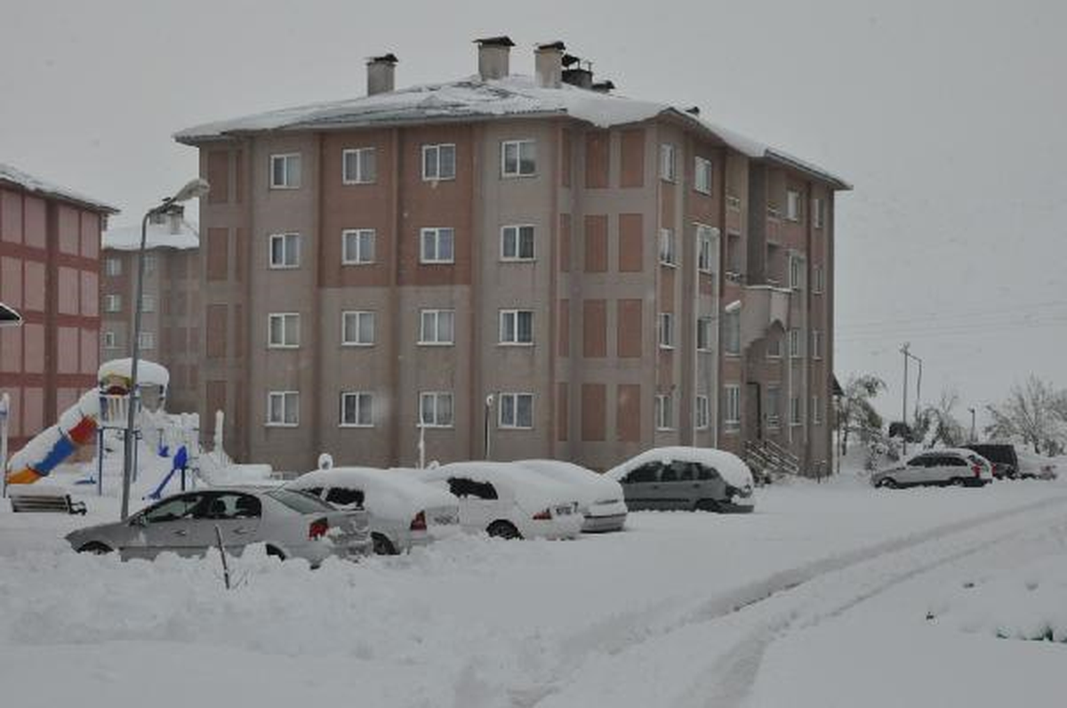 Kar Yağışı, Van, Bitlis ve Hakkari\'de Etkili Oldu
