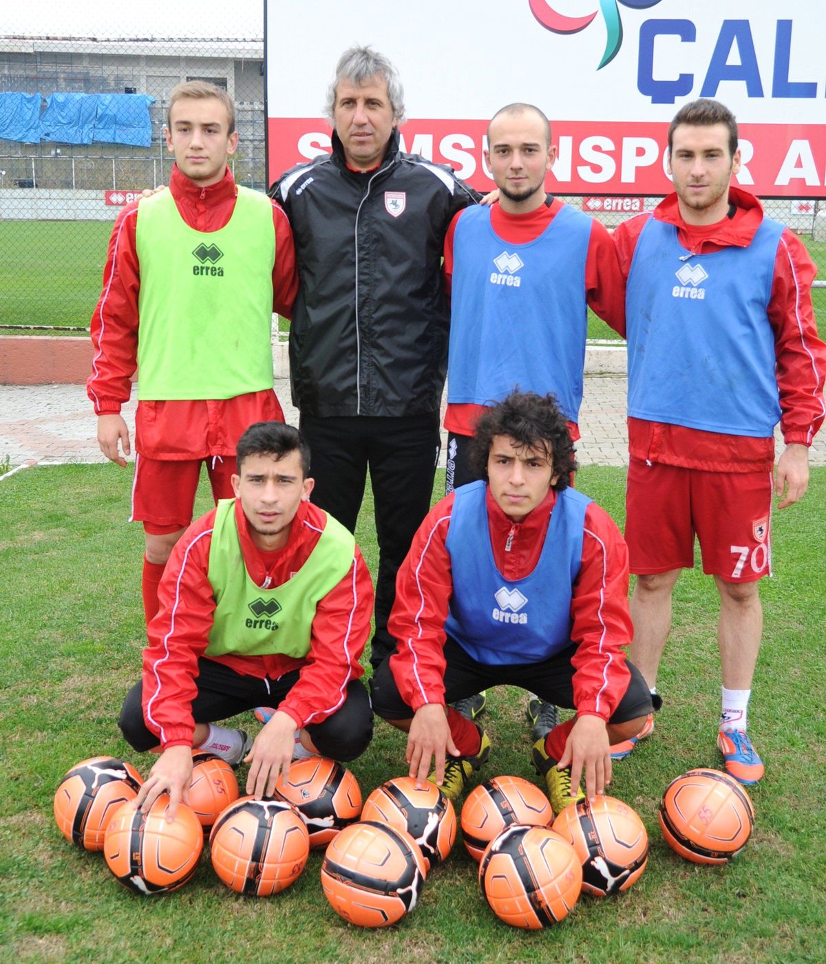 Kenetlenen Oyunculardan Galibiyet Yemini