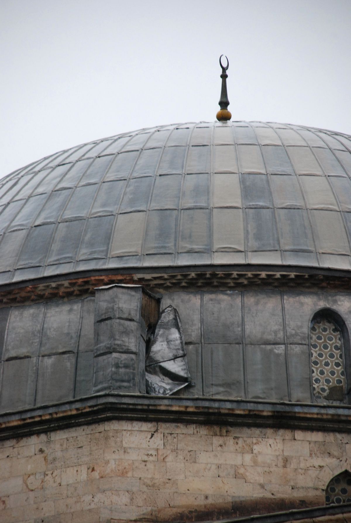 Kurşun Levha Kazaya Davetiye Çıkartıyor