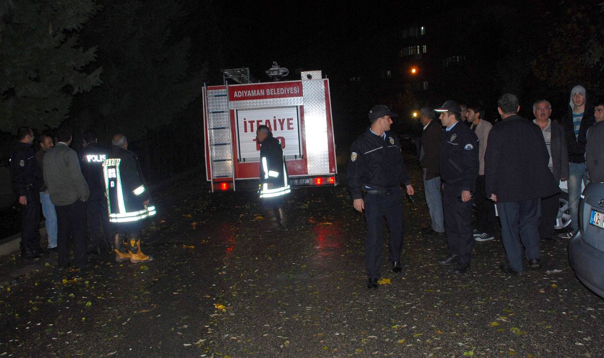 Ocakta Unutulan Yemek Yangına Neden Oldu