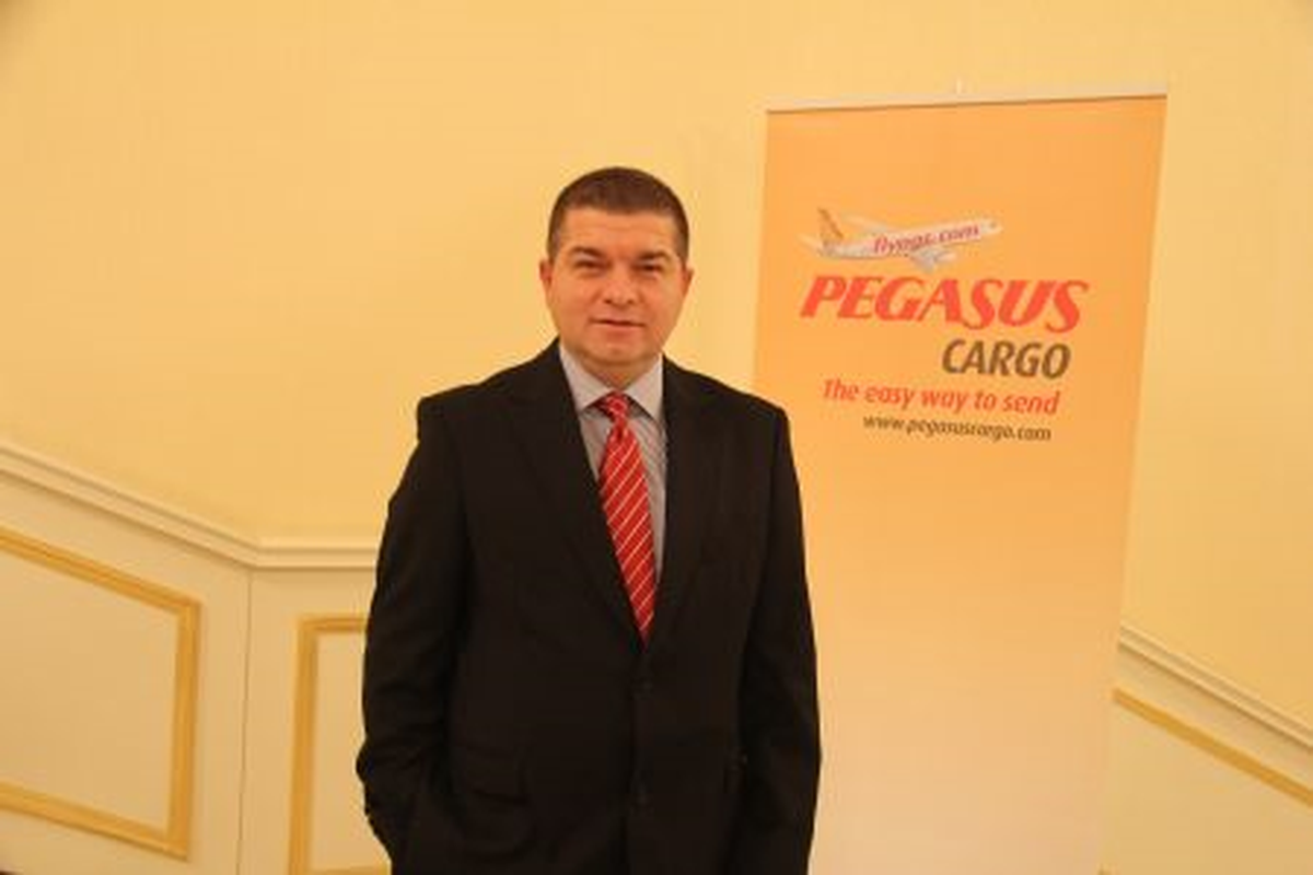 Pegasus Kargo Sabiha Gökçen\'i Atatürk Hava Limanı\'na Bağlıyor
