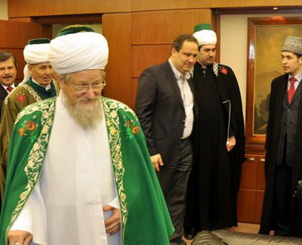 Rusya Başmüftüsü Tacettin, Sırbistan\'da