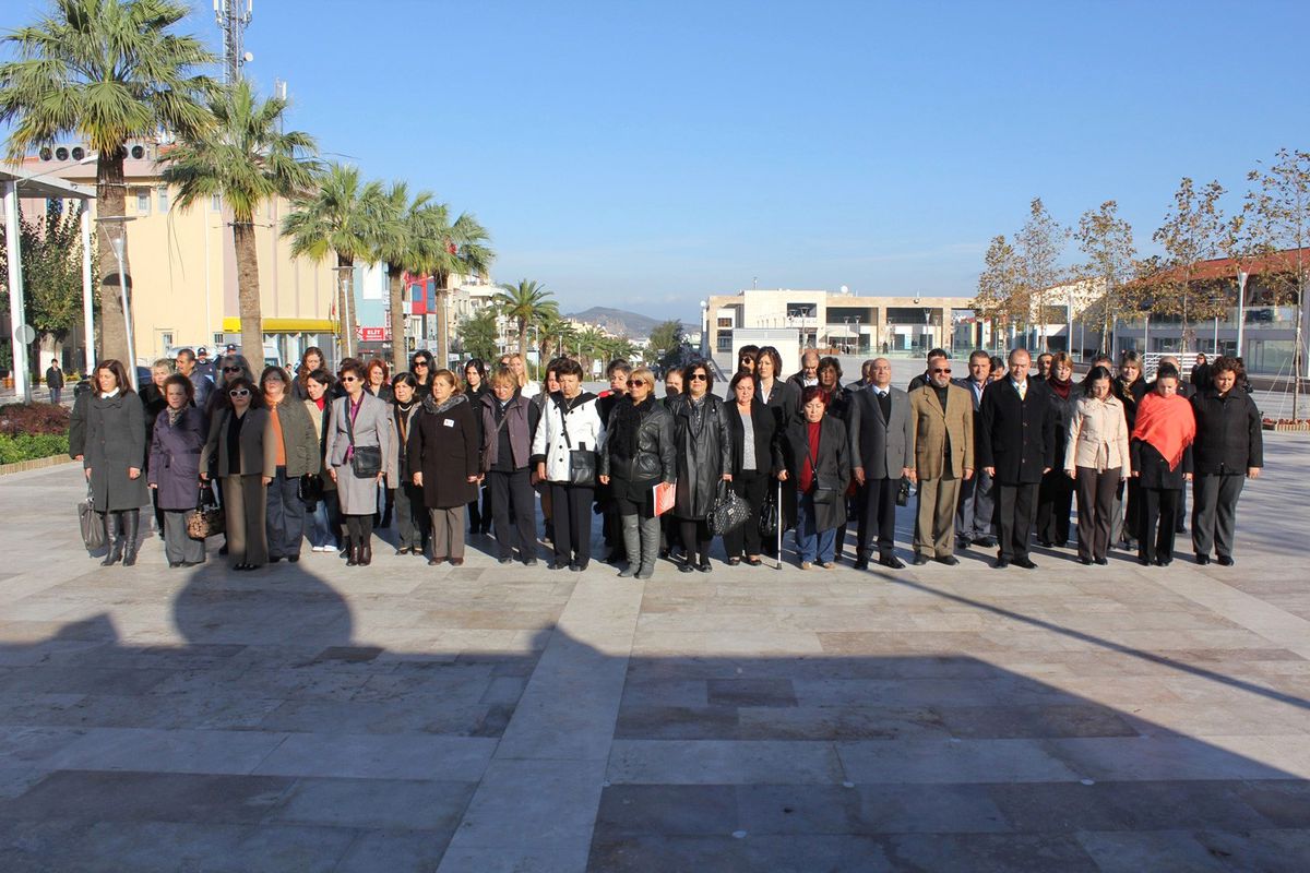 Urla\'da Kadınlara Seçme ve Seçilme Hakkının Verilişi Kutlandı