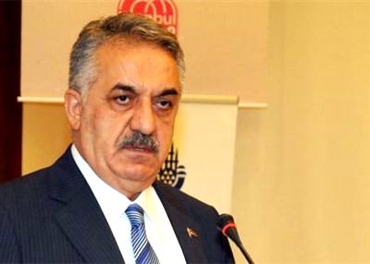 Bakan Hayati Yazıcı\'dan \'Kart Aidatı\' Açıklaması