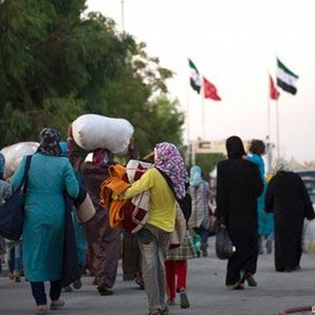 Ab: Türkiye\'nin Suriye\'den Göç Kabul Etmesi Takdire Şayan ve Değerli