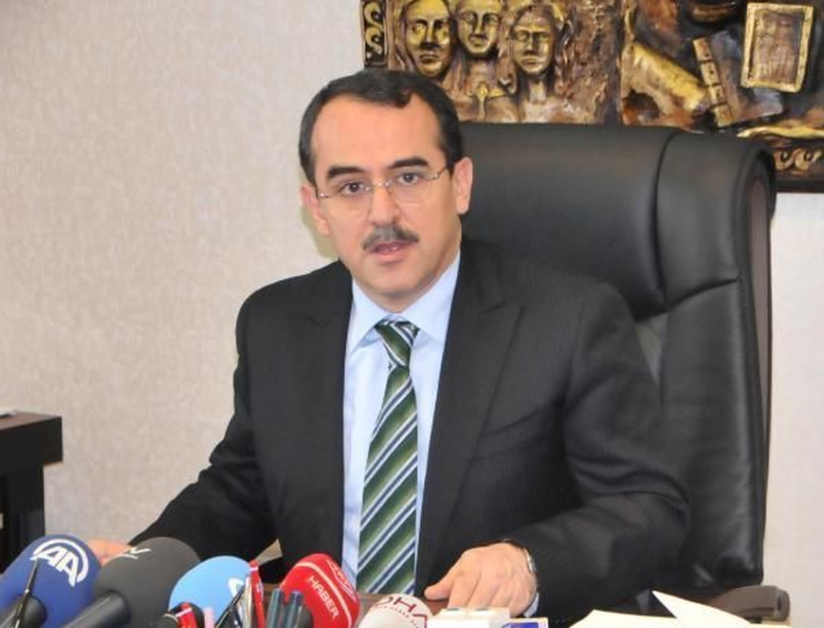 Adalet Bakanı Sadullah Ergin: (1)
