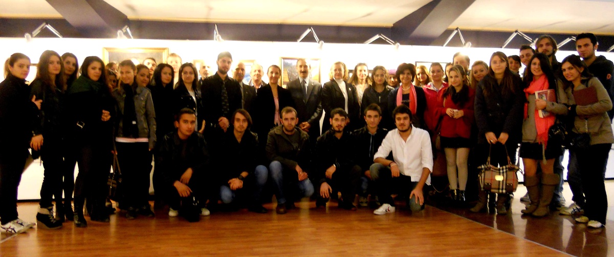 Adü\'den "Atatürk Portreleri" Sergisi