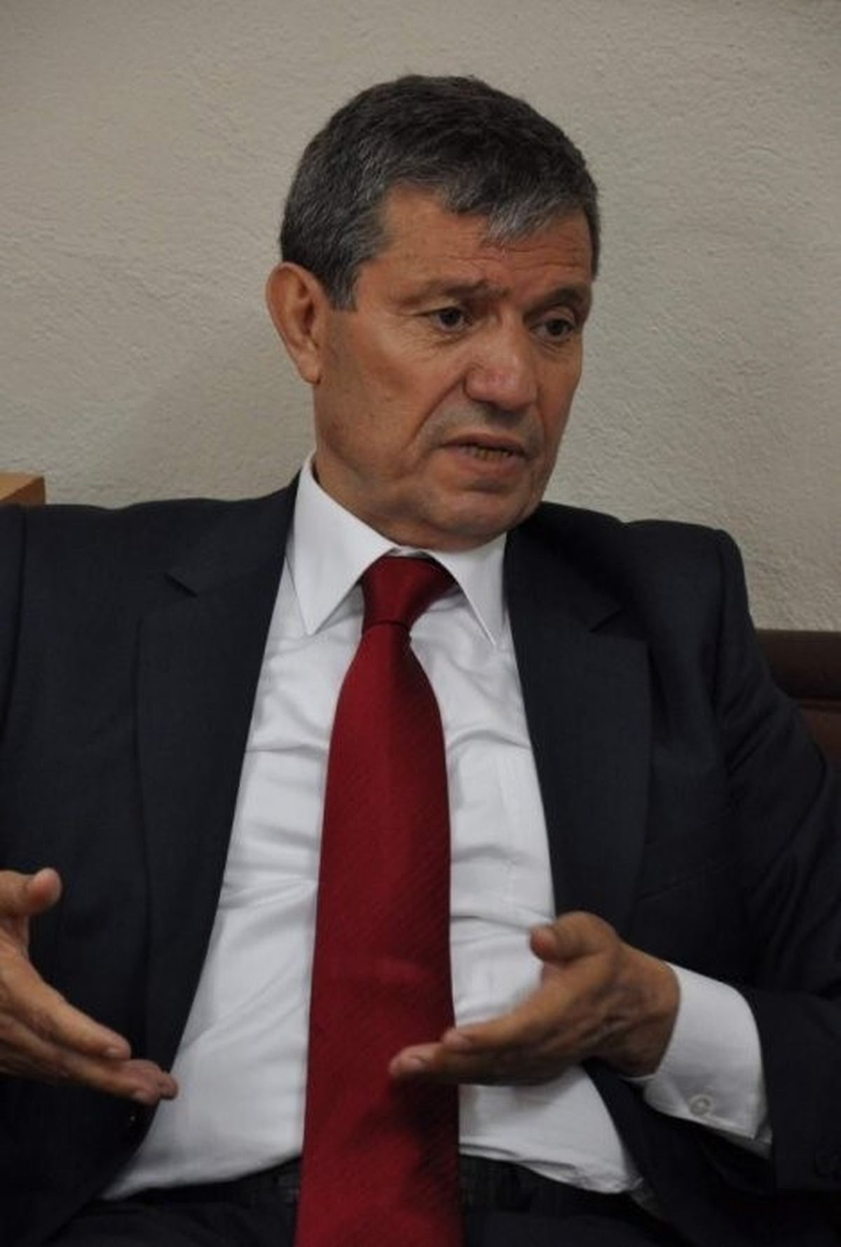 Ali Uzun\'dan İlçe Olma Kutlaması