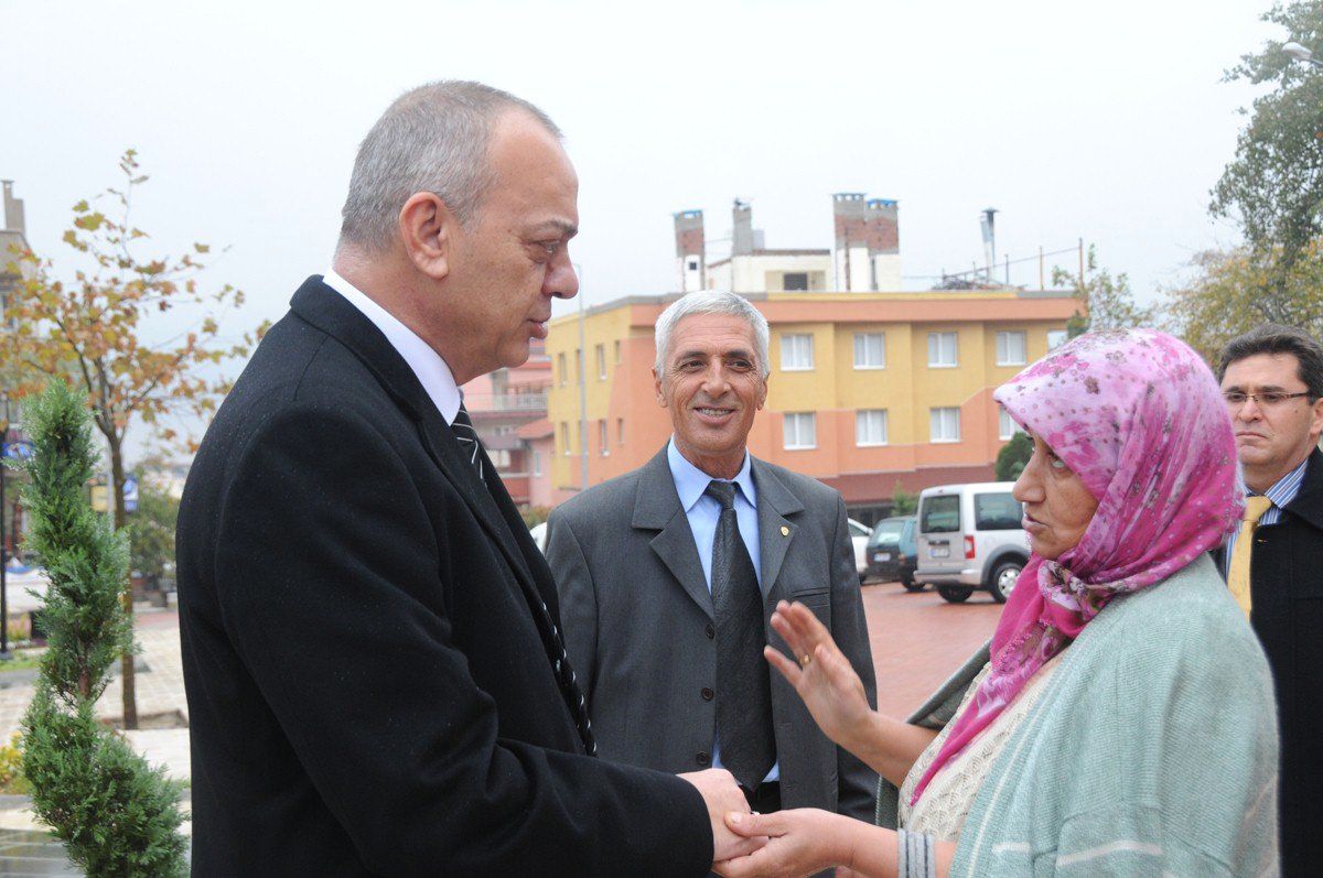 Başkan Ergün\'den Uncubozköy Meydanı\'na İnceleme