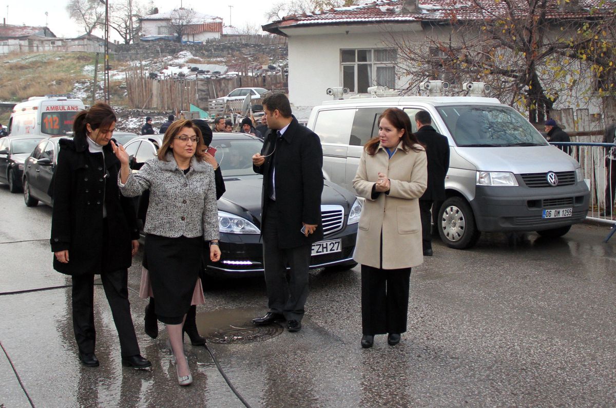 Emine Erdoğan\'a \'Mobil Mobese\'li Güvenlik Önlemi