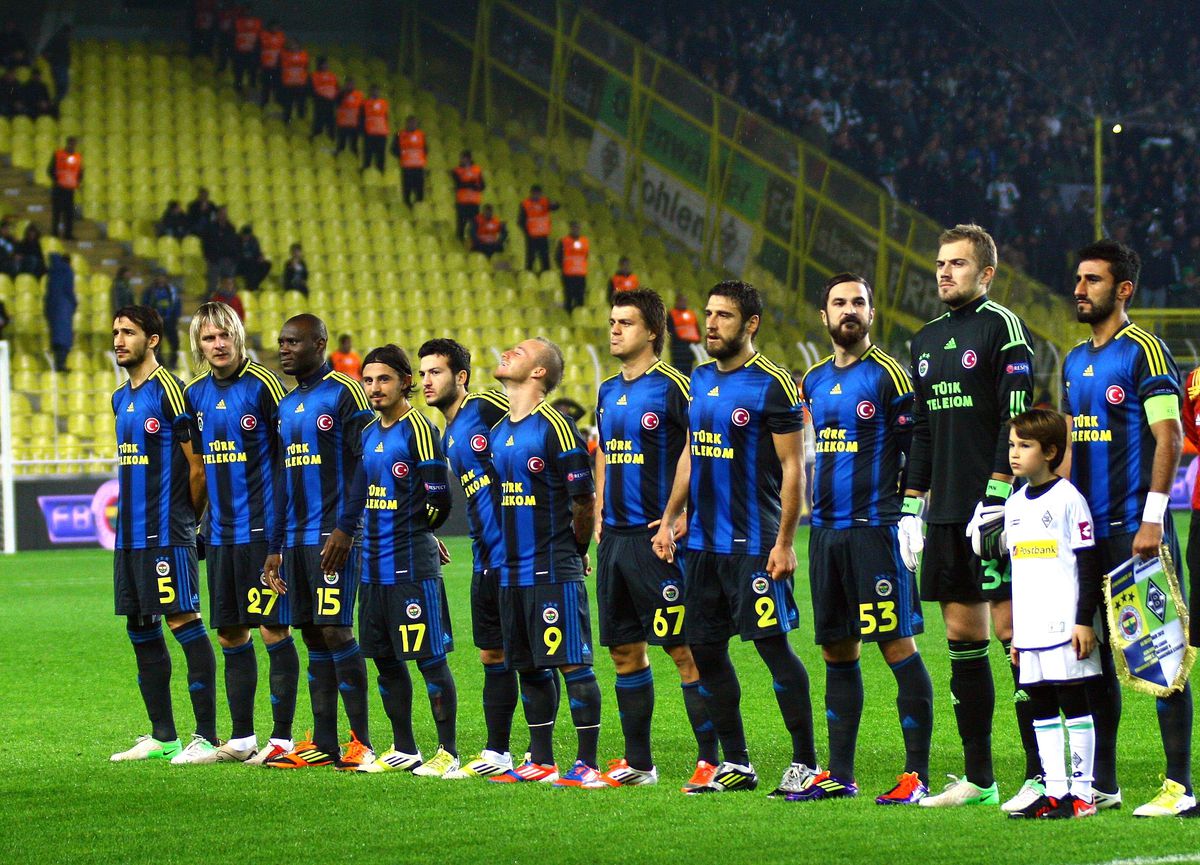 Fenerbahçe Grubunu Yenilgi ile Tamamladı