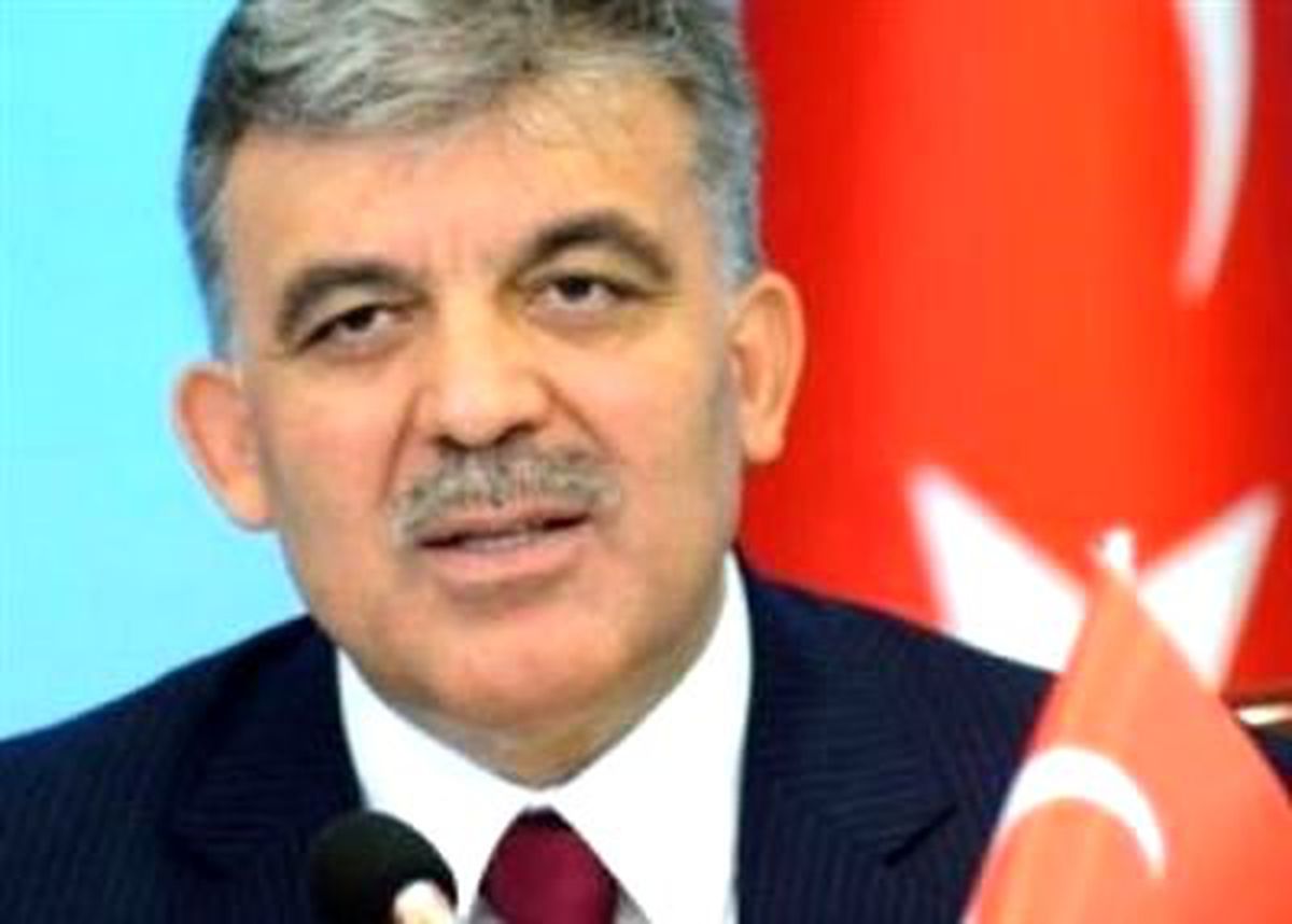 Gül Belediye Yasasını Onayladı